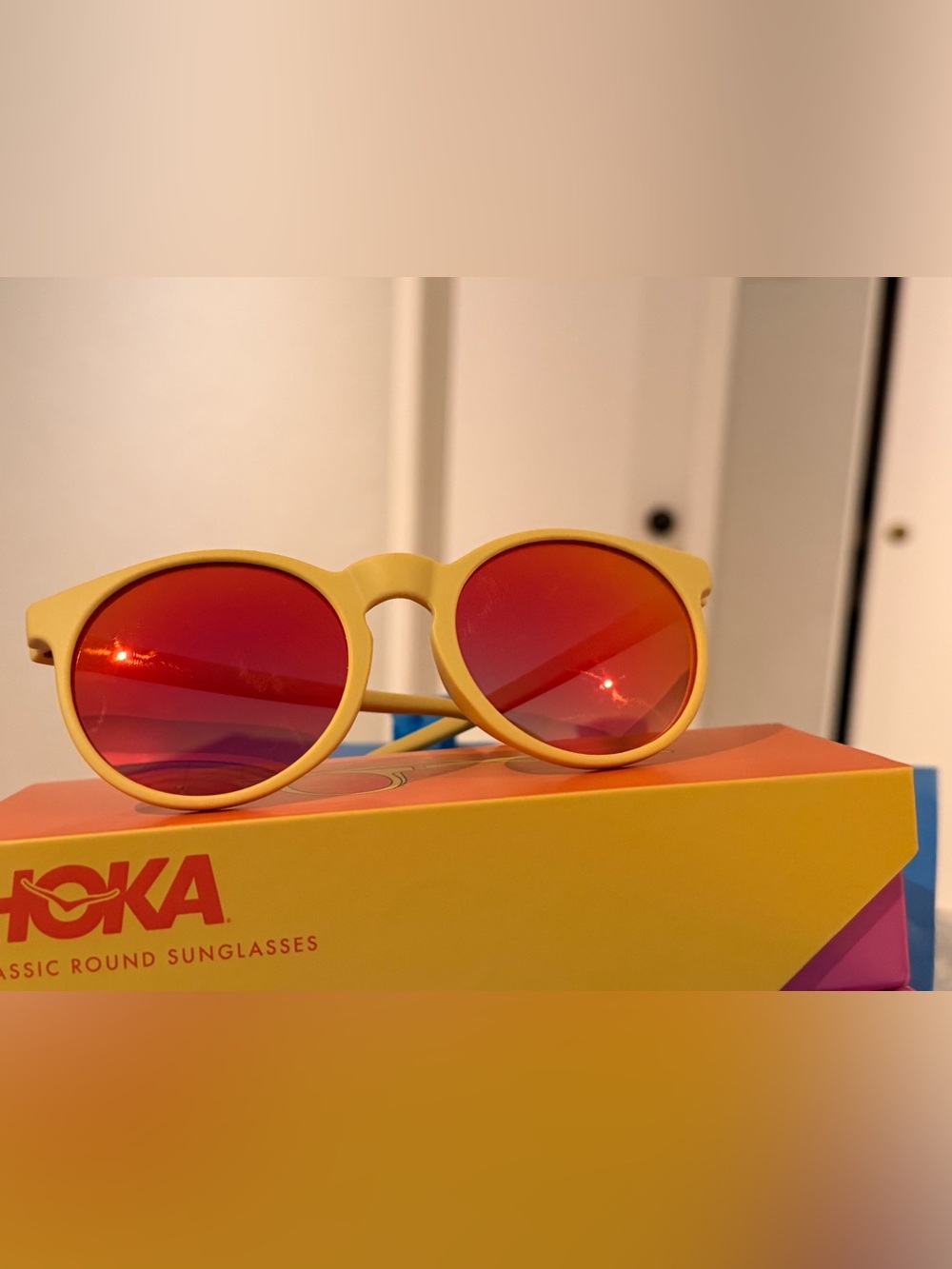 Hoka classic round sunglasses